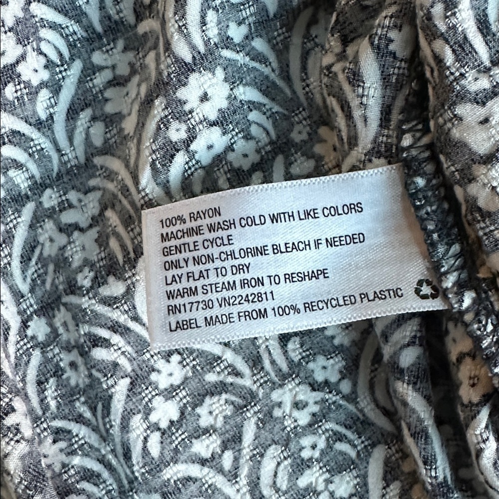 Universal Thread boho flowy popover top - Picture 8 of 10